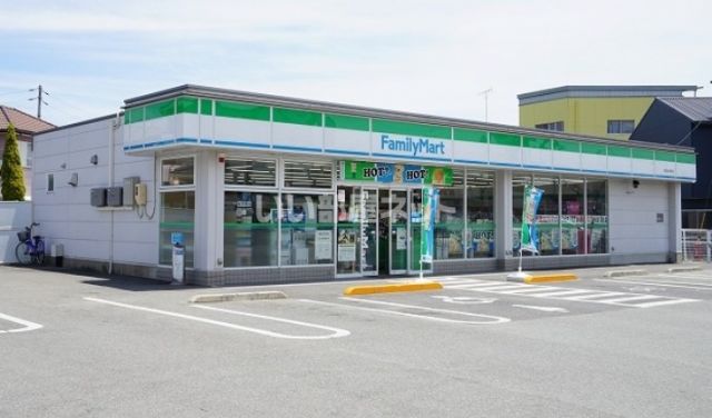 コンビニ　ファミリーマート金沢店（コンビニ）まで2343m