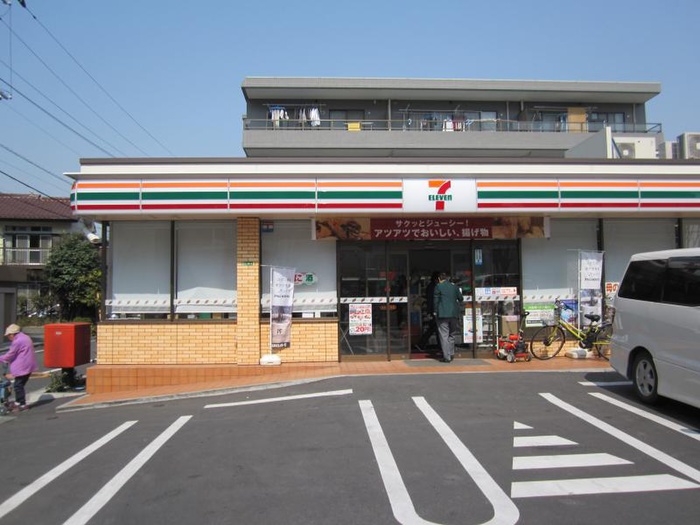 コンビニ　セブンイレブン練馬豊玉南店（コンビニ）まで64m