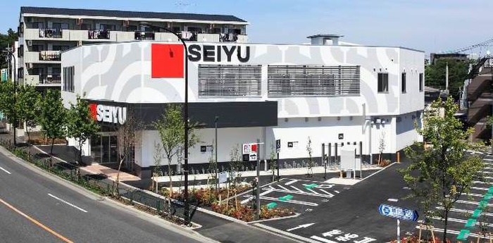 スーパー　西友豊玉南店（スーパー）まで367m