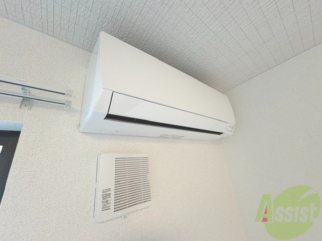 その他設備　エアコンが付いてるので春夏秋冬快適に過ごせます。