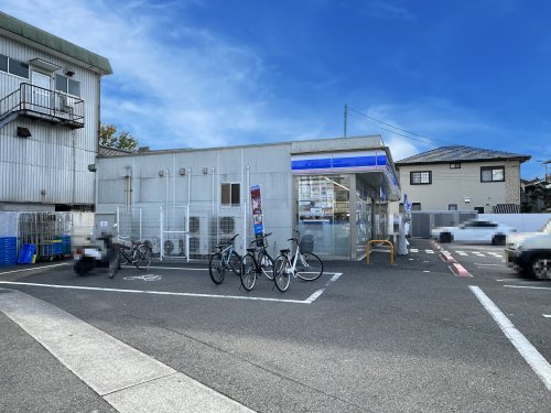 コンビニ　ローソン 高知南万々店（コンビニ）まで500m