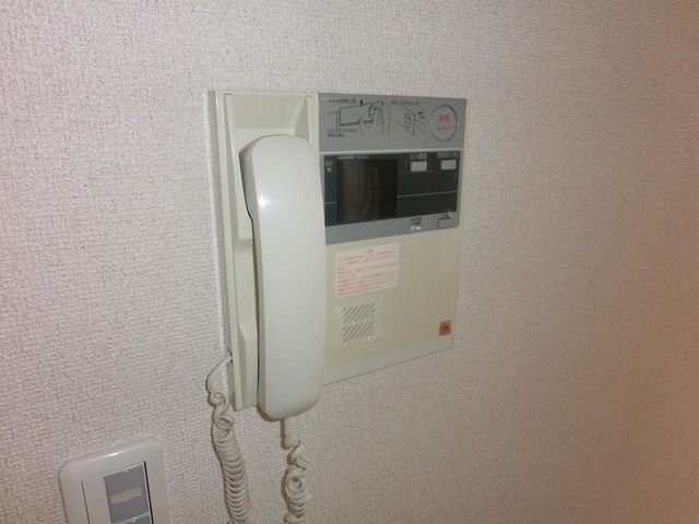 セキュリティ　★カラーＴＶモニターフォンで外部者をチェック★