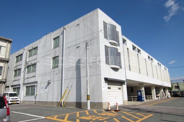 図書館　蒲郡市立図書館（図書館）まで861m