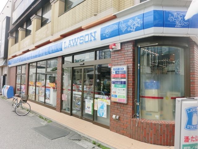 コンビニ　ローソン（コンビニ）まで594m