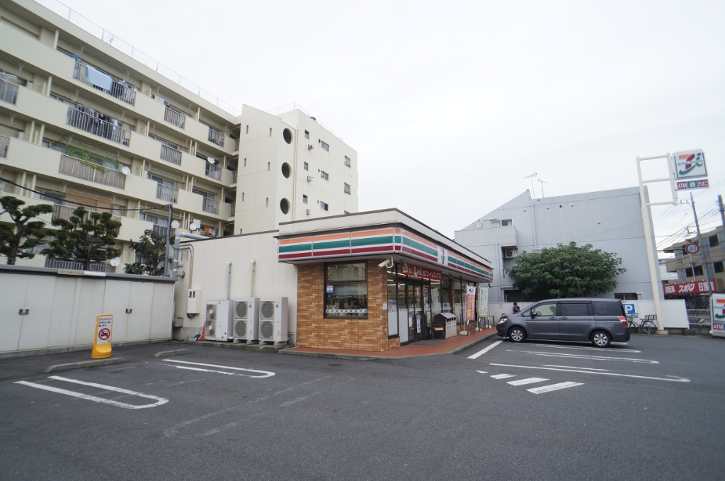 コンビニ　セブンイレブン 横浜日吉本町3丁目店（コンビニ）まで540m