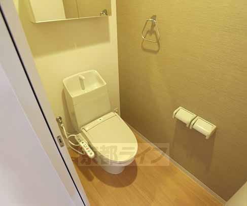 トイレ　ウォシュレット付トイレです。