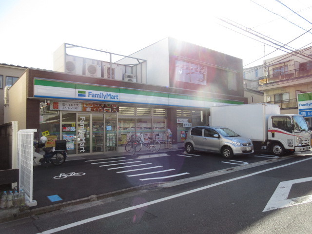 コンビニ　ファミリーマート豊島千早一丁目店（コンビニ）まで458m