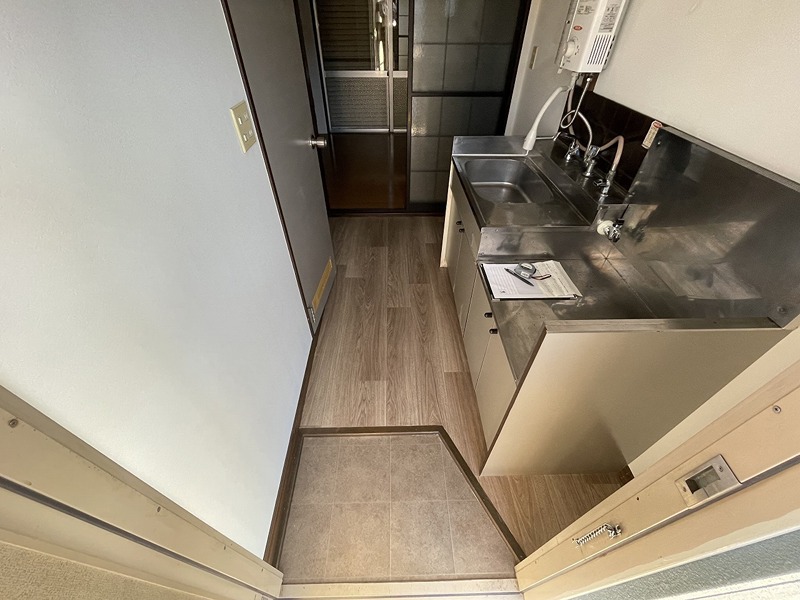 玄関　他部屋写真参考