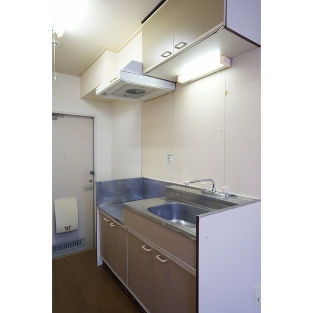 キッチン　別部屋の写真