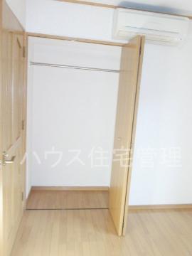 収納　クローゼット