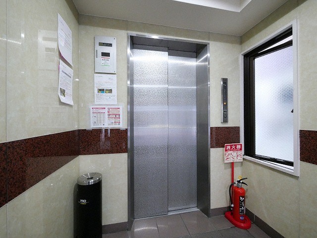 ロビー