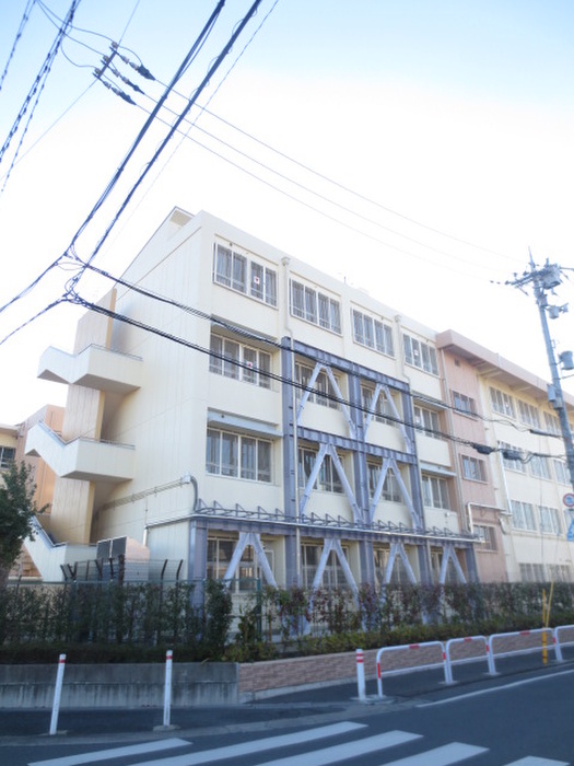 中学校　守口市立大久保中学校（中学校）まで444m