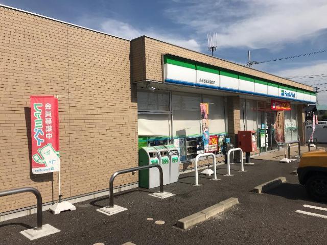 コンビニ　ファミリーマート各務原那加前野店（コンビニ）まで634m