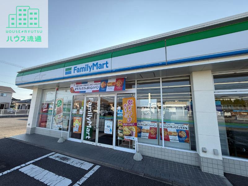 コンビニ　ファミリーマート大村宮小路三丁目店（コンビニ）まで1278m