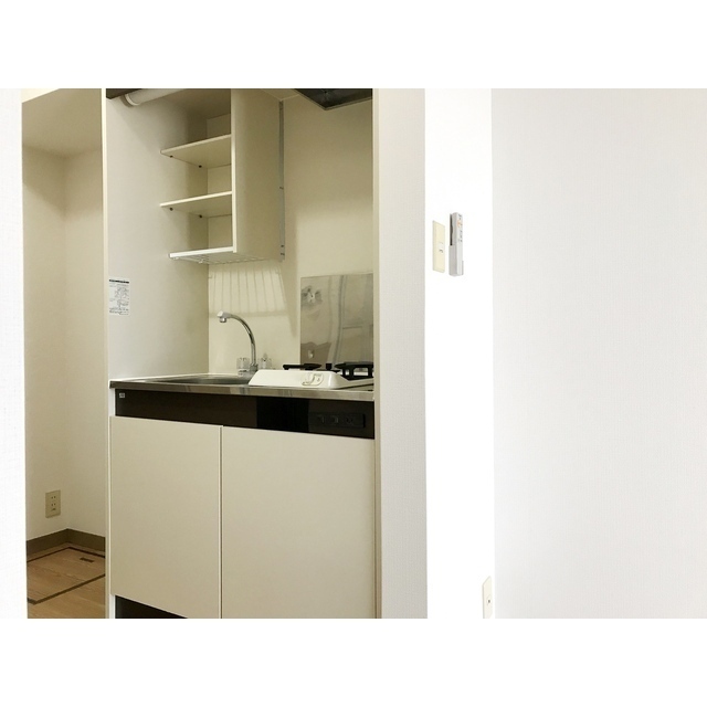 キッチン　同タイプ・別部屋画像