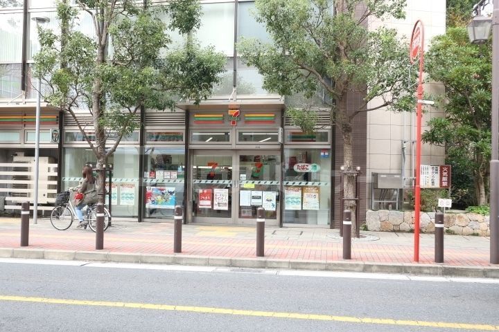 コンビニ　セブンイレブン市川八幡3丁目店（コンビニ）まで1m