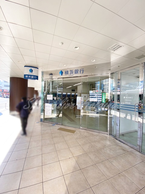 銀行　横浜銀行久里浜支店（銀行）まで581m