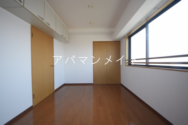 その他部屋・スペース　使い勝手のいい寝室です