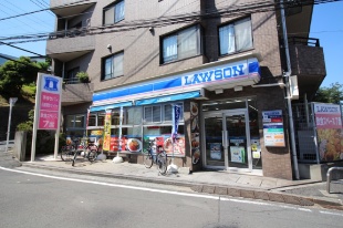 コンビニ　ローソン白楽駅西口店（コンビニ）まで141m