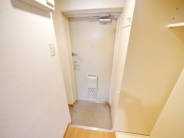スカイコート武蔵小杉第6の玄関写真