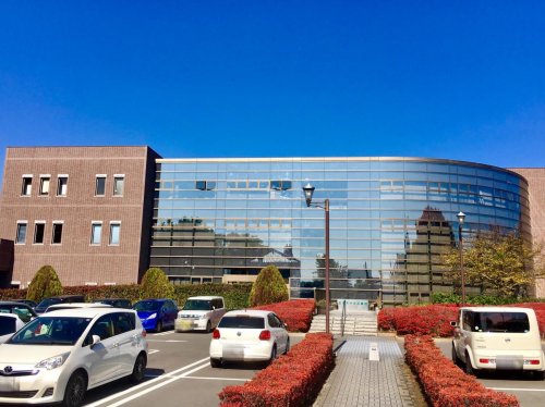 図書館　松本市中央図書館（図書館）まで658m