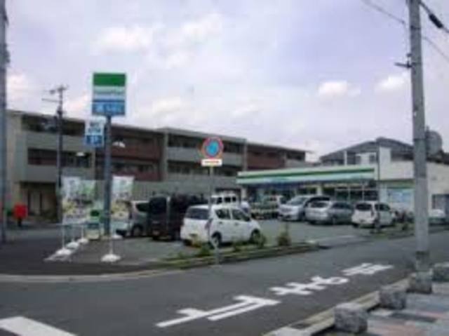 コンビニ　ファミリーマート東園田町六丁目店（コンビニ）まで244m