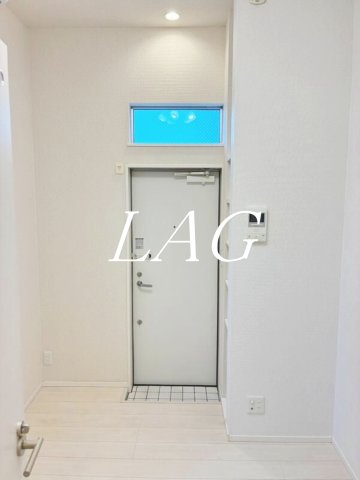 玄関　玄関です。