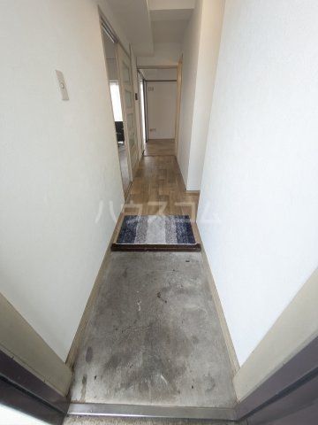 ハイツセレナーデの玄関写真