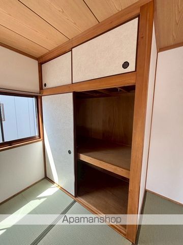 井崎貸家A棟の内装写真