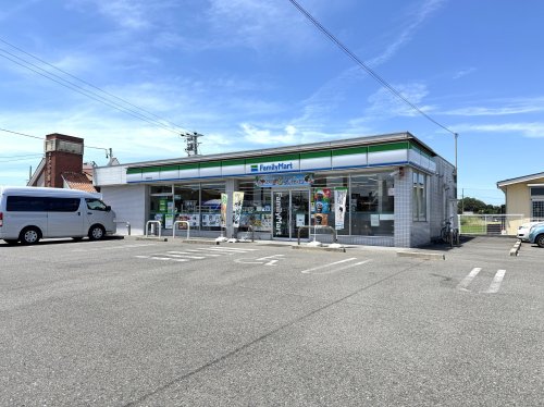 コンビニ　ファミリーマート 一宮西萩原店（コンビニ）まで851m