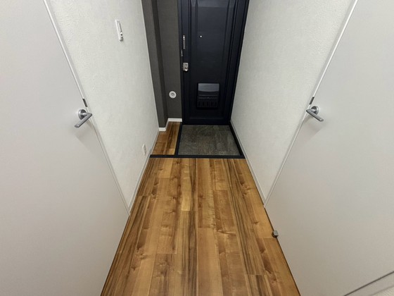 玄関　※別部屋のお写真です。