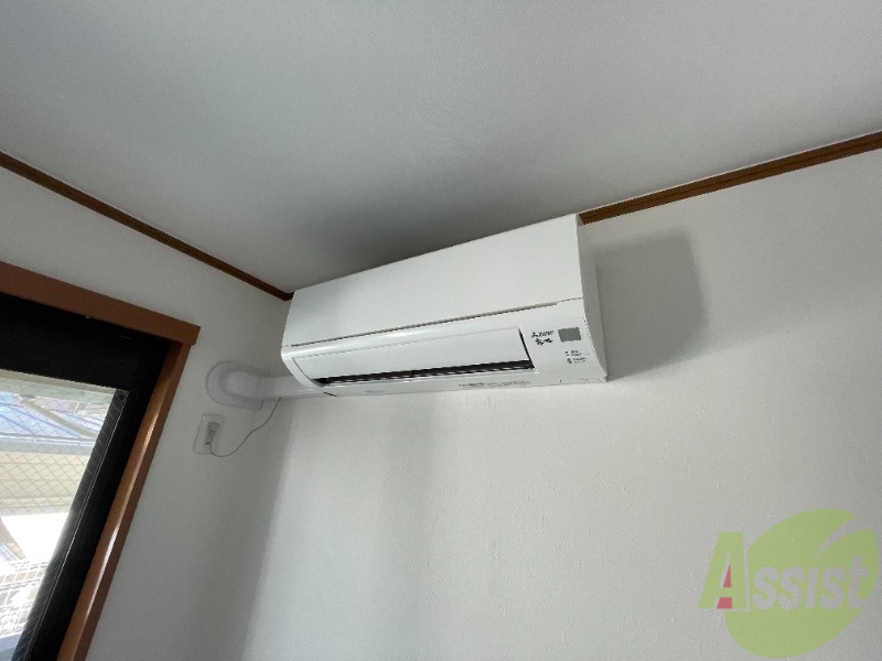 その他設備　リビングにエアコンが付いているため部屋の温度の調節が可能です