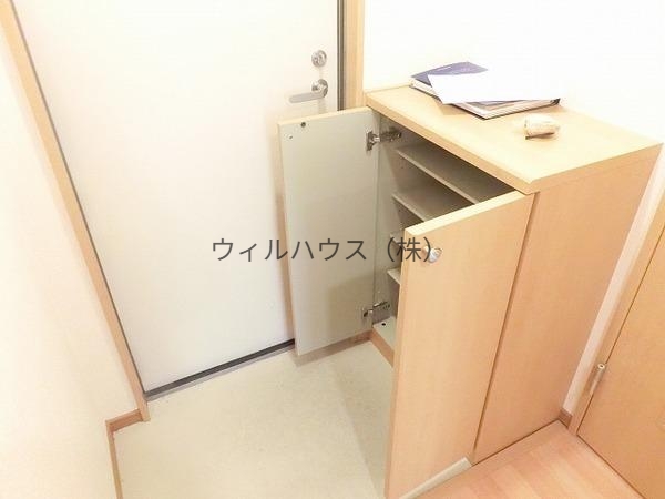 玄関　シューズボックス！