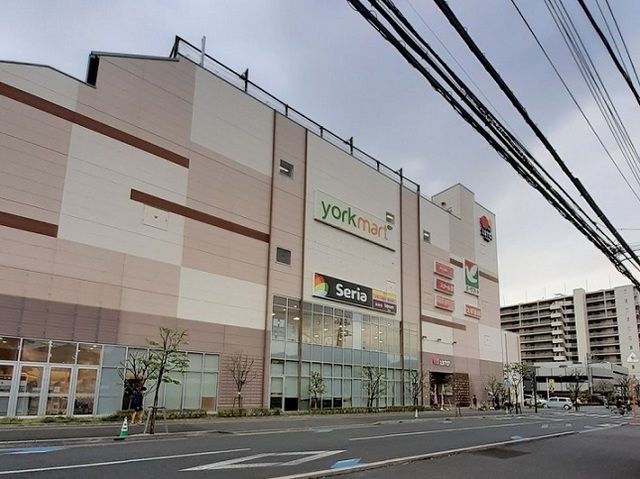 スーパー　ヨークマート　日進店（スーパー）まで700m