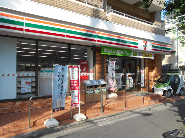 コンビニ　セブンイレブン文京植物園前店（コンビニ）まで120m