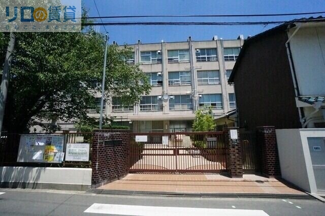 小学校　大阪市立下新庄小学校（小学校）まで122m