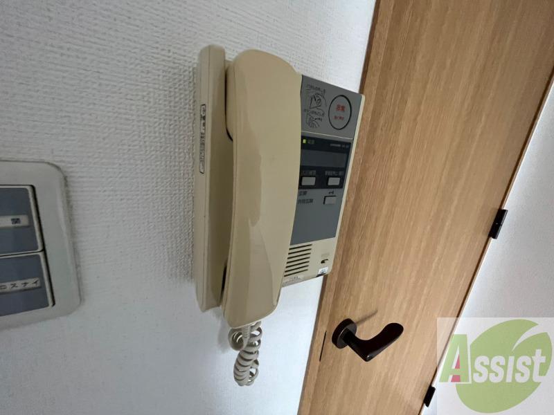 セキュリティ　インターホンは通話ができるので急な訪問があっても安心です。