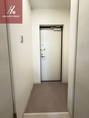 セレニティ小若江B棟の玄関写真
