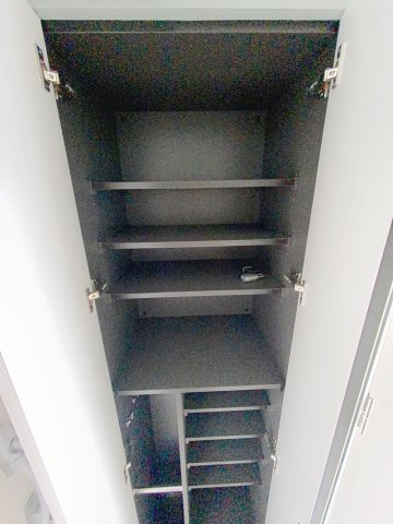 収納　シューズBOX