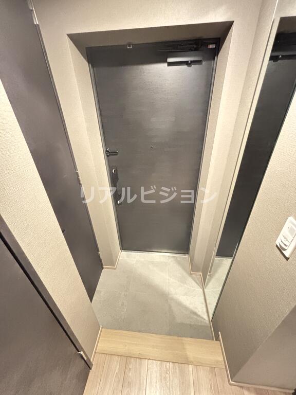 ブランシエスタ目黒中央町の玄関写真