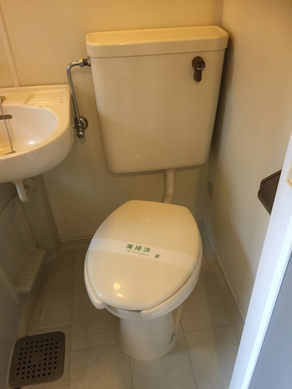 トイレ　別部屋参照