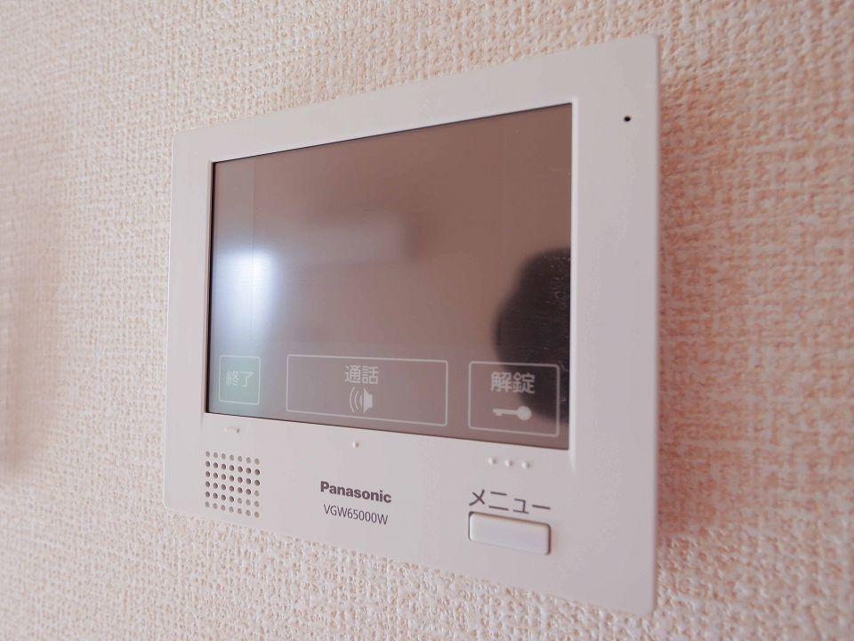 セキュリティ　安心のTVモニター付きインターホン