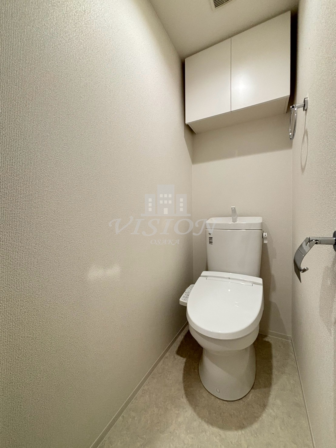 地下鉄御堂筋線 中津駅 徒歩10分 15階建 築1年のトイレ写真