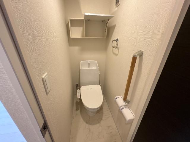 トイレ　シャワー付トイレ