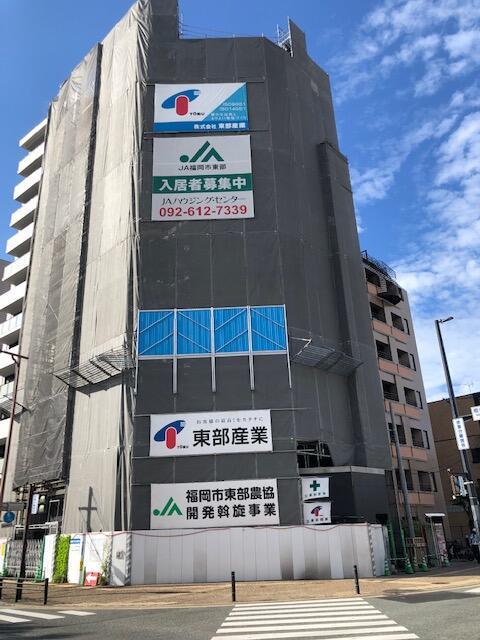 建物外観　【外観写真】角地に存在感のある見た目