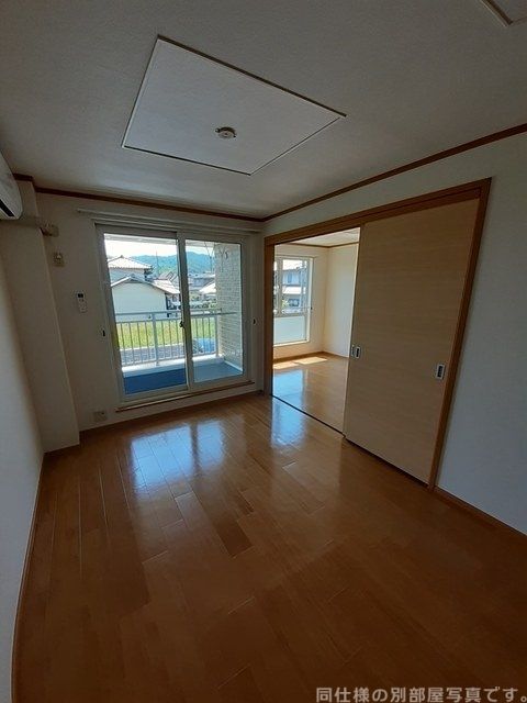 プラティークIの居間写真