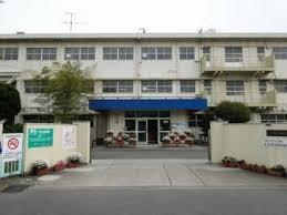 小学校　北九州市立城野小学校（小学校）まで545m