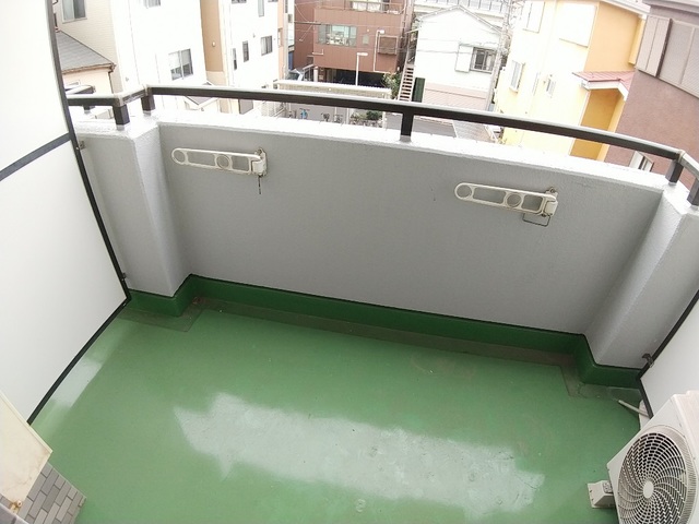 バルコニー　別部屋同仕様タイプ