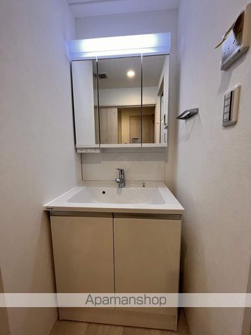 ＪＲ大阪環状線 野田駅 徒歩10分 12階建 築4年の内装写真