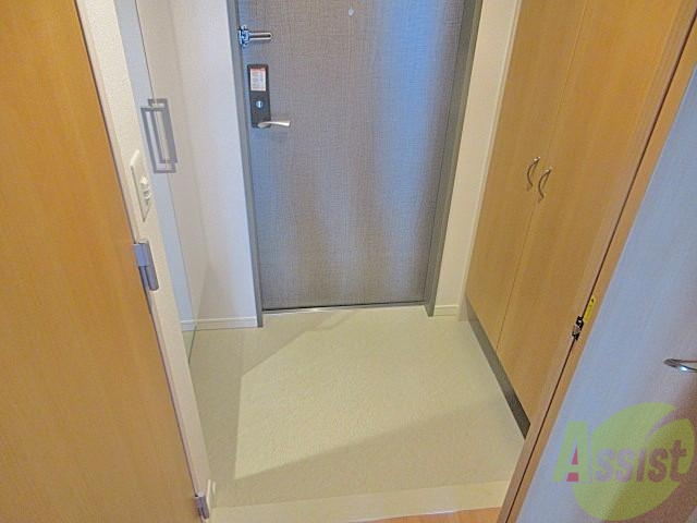 グランセジュール江坂の玄関写真